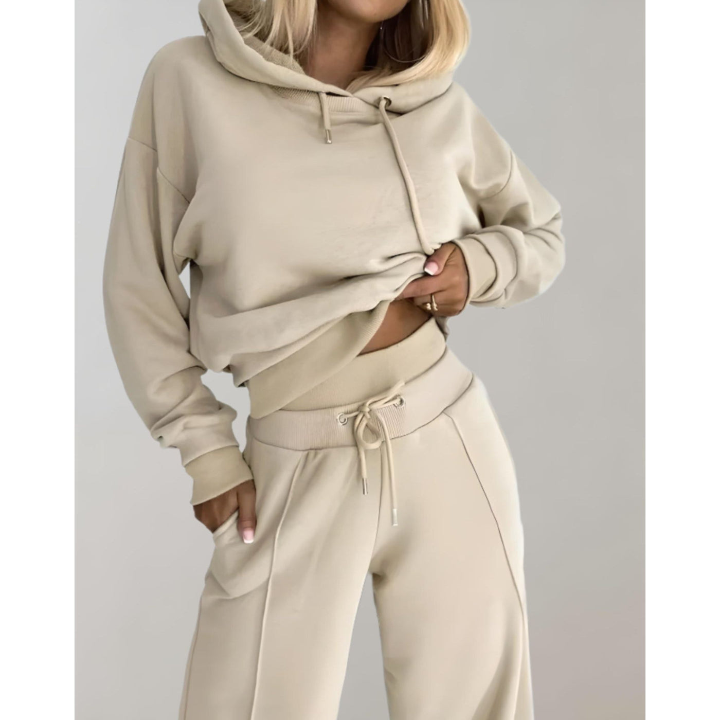 Chic Women's Tracksuit Set - 2-Piece Hoodie and Wide-Leg Trousers
