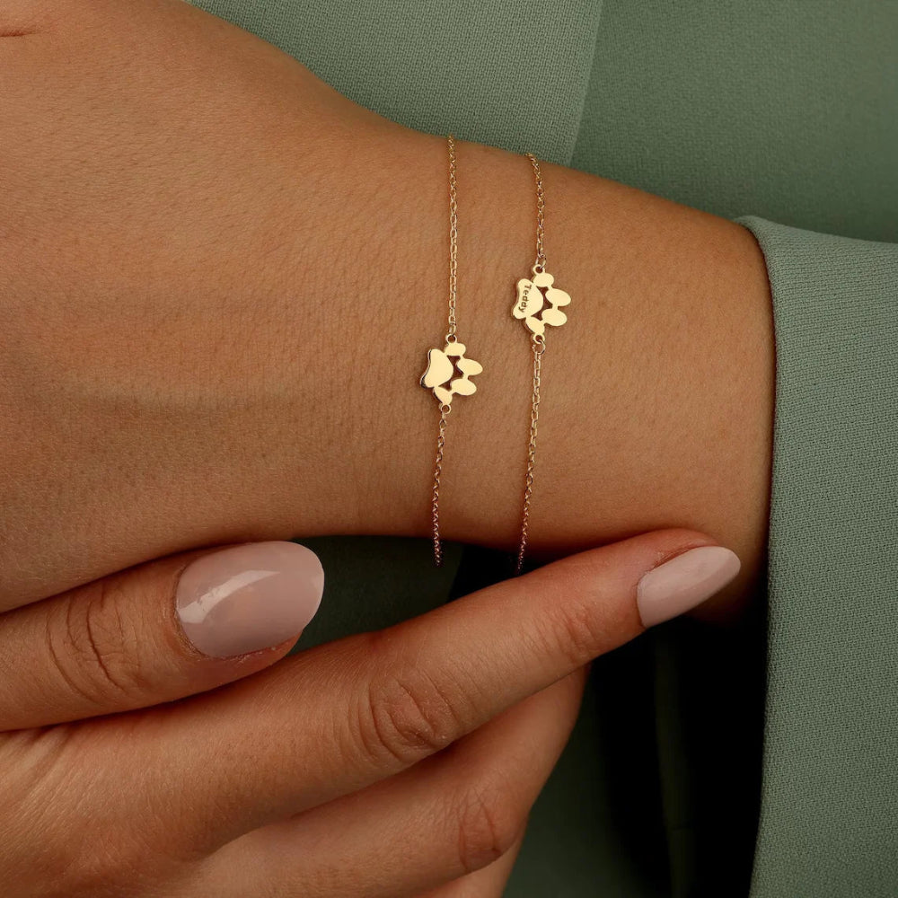 Customizable Gold Paw Charm Bracelet for Pet Lovers – Adjustable Stainless Steel Jewelry with Engraving Option