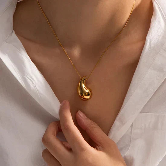 Elegant Gold Teardrop Earrings for Women – Lightweight Modern Design for Versatile Style