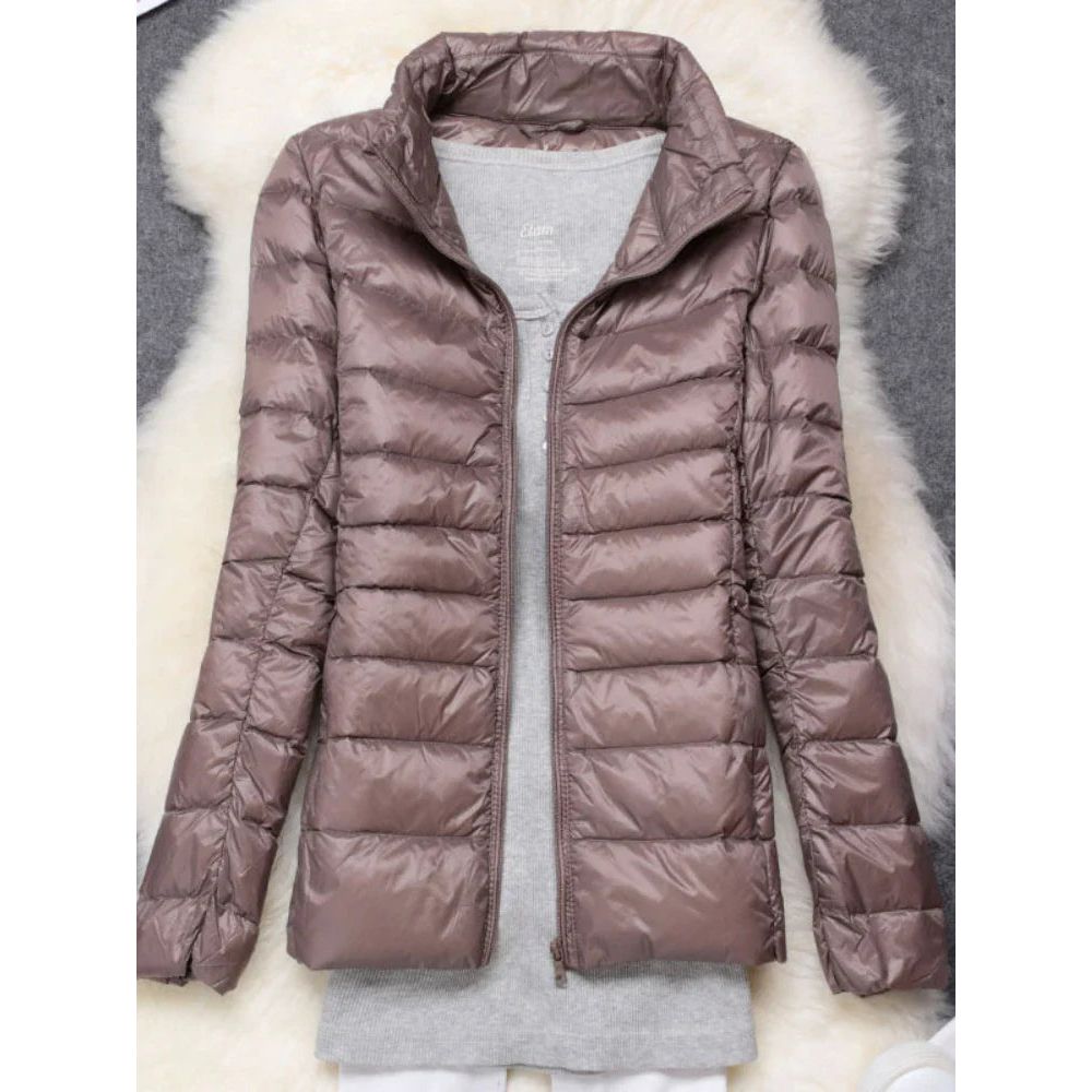 Ultralight Down Puffer Jacket Women with Hood, Foldable Design for Winter Coats